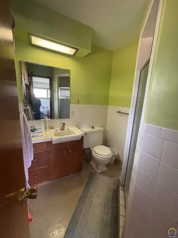 $184,900 | 1614 West 12th Avenue, Emporia, KS 66801