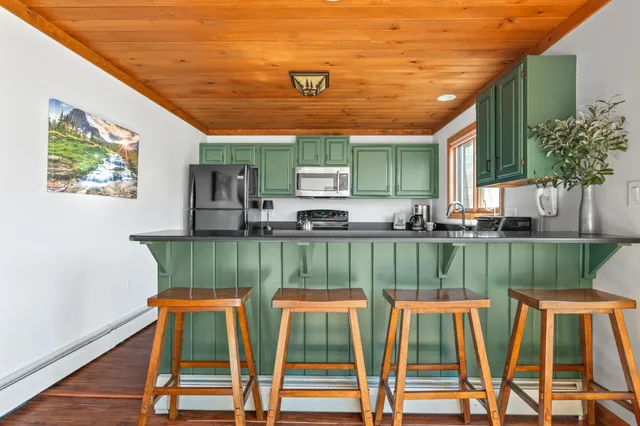 $779,000 | 527 Hannah Loop, Unit 58, Carroll, NH 03595