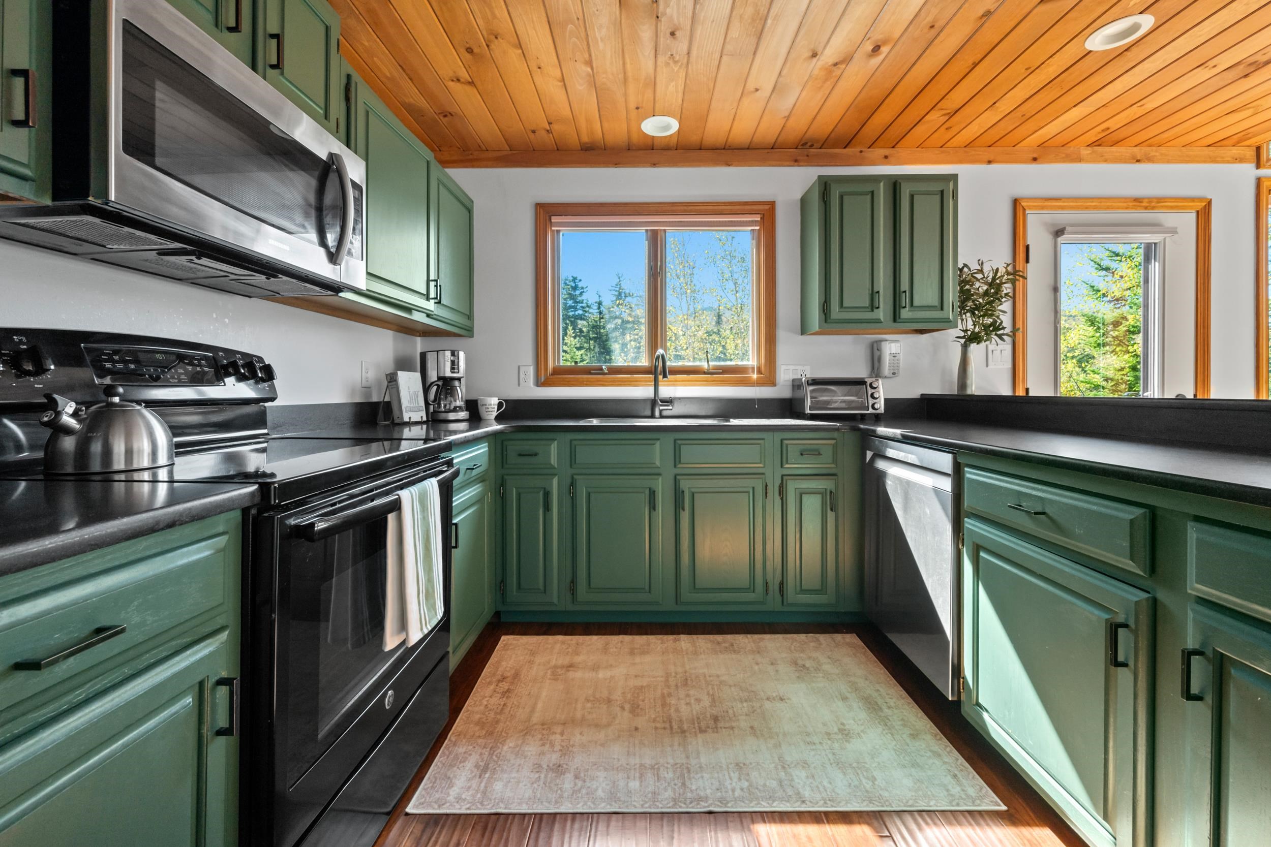 527 Hannah Loop, Unit 58 Carroll, NH 03595 - Photo 12 of 43