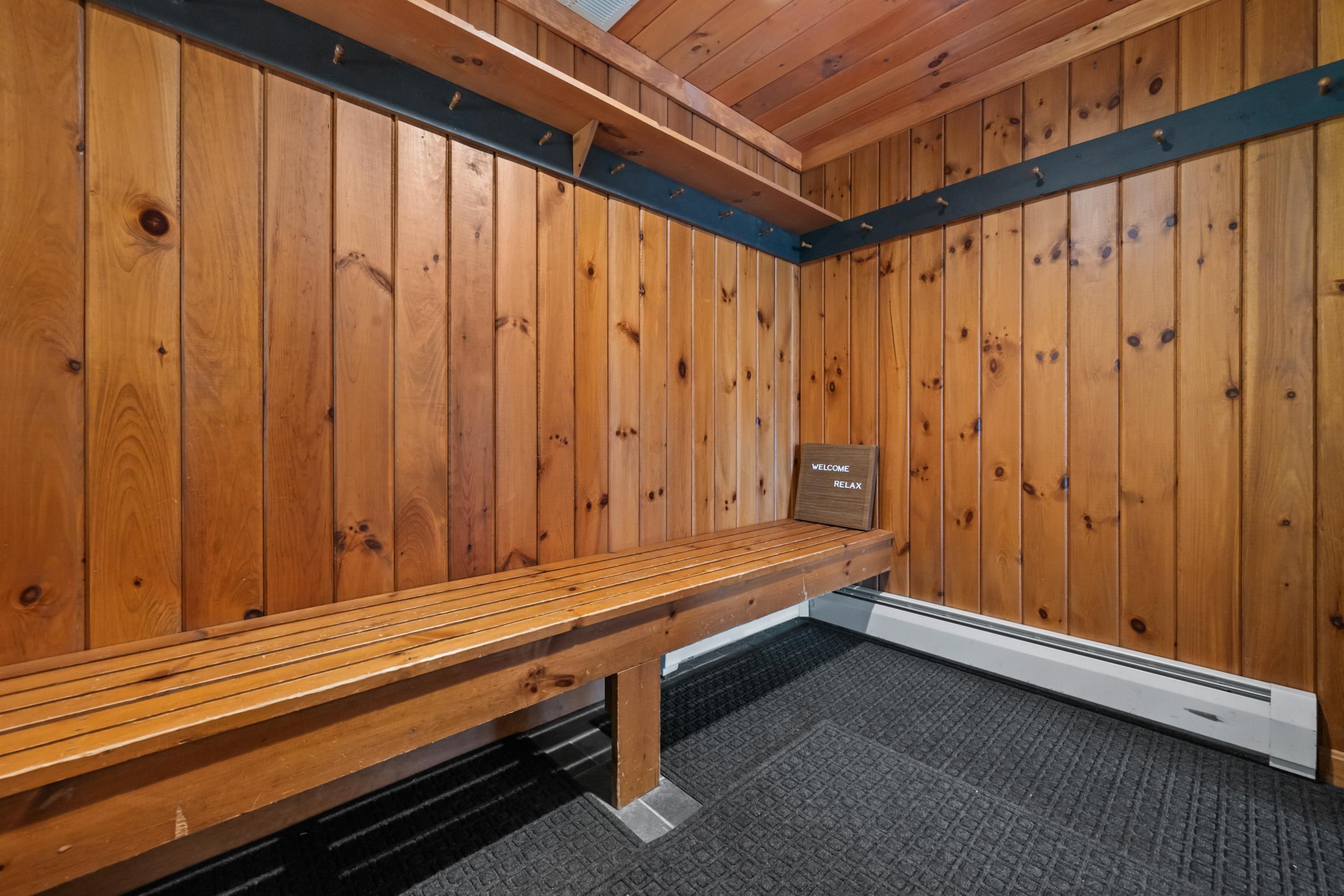 527 Hannah Loop, Unit 58 Carroll, NH 03595 - Photo 7 of 43