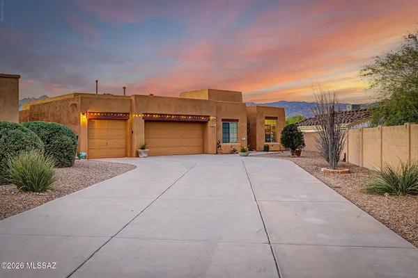 $575,000 | 1339 North Golden Palomino Place, Tucson, AZ 85715