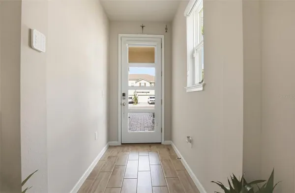 $2,500 | 4220 Cloud Hopper Way, Lutz, FL 33559