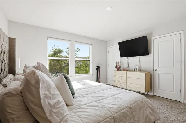 $2,500 | 4220 Cloud Hopper Way, Lutz, FL 33559