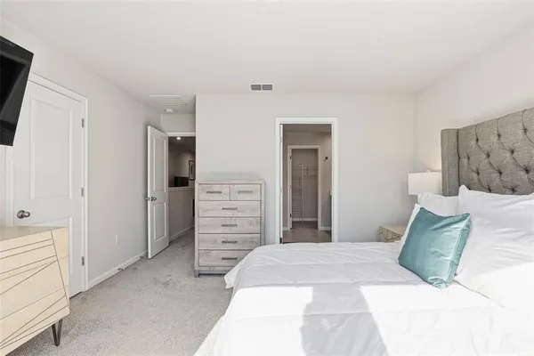 $2,500 | 4220 Cloud Hopper Way, Lutz, FL 33559