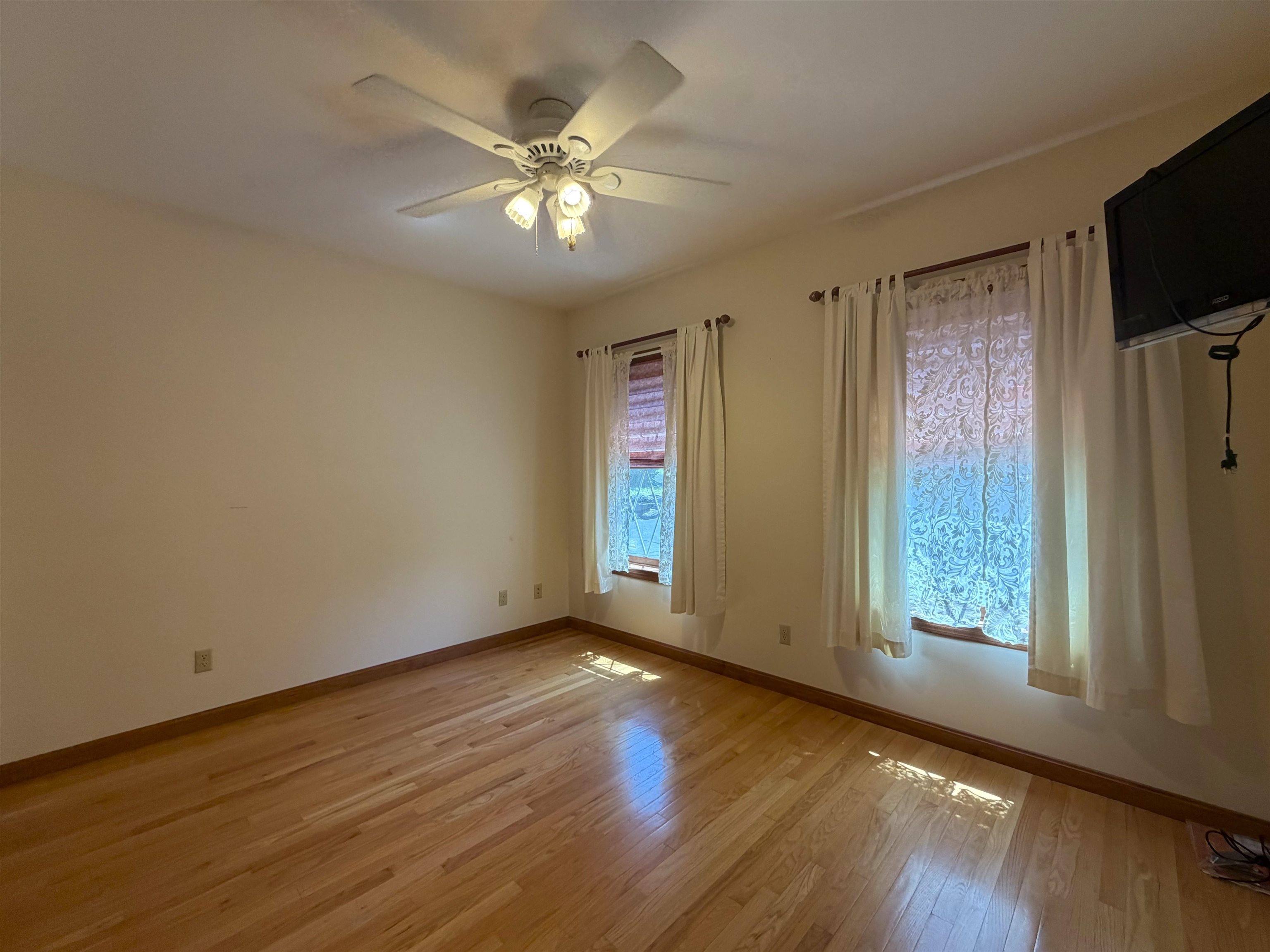 478 Jarvis Hill Road Claremont, NH 03743 - Photo 18 of 48