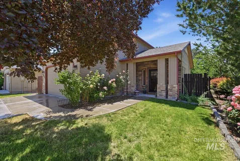 $425,000 | 10285 West Kingsbriar Drive, Boise, ID 83709