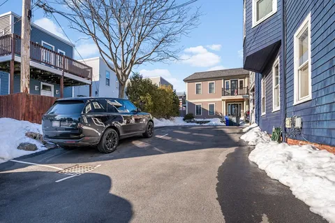 $799,000 | 720 East 8th Street, Unit 2, Boston, MA 02127