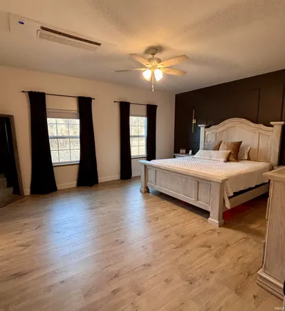 $499,900 | 2267 Old Highway 60 West, Mitchell, IN 47446