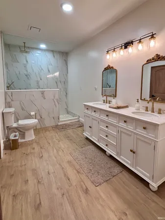 $499,900 | 2267 Old Highway 60 West, Mitchell, IN 47446