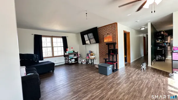 $350,000 | 512 Brook Road, Scotland, CT 06247