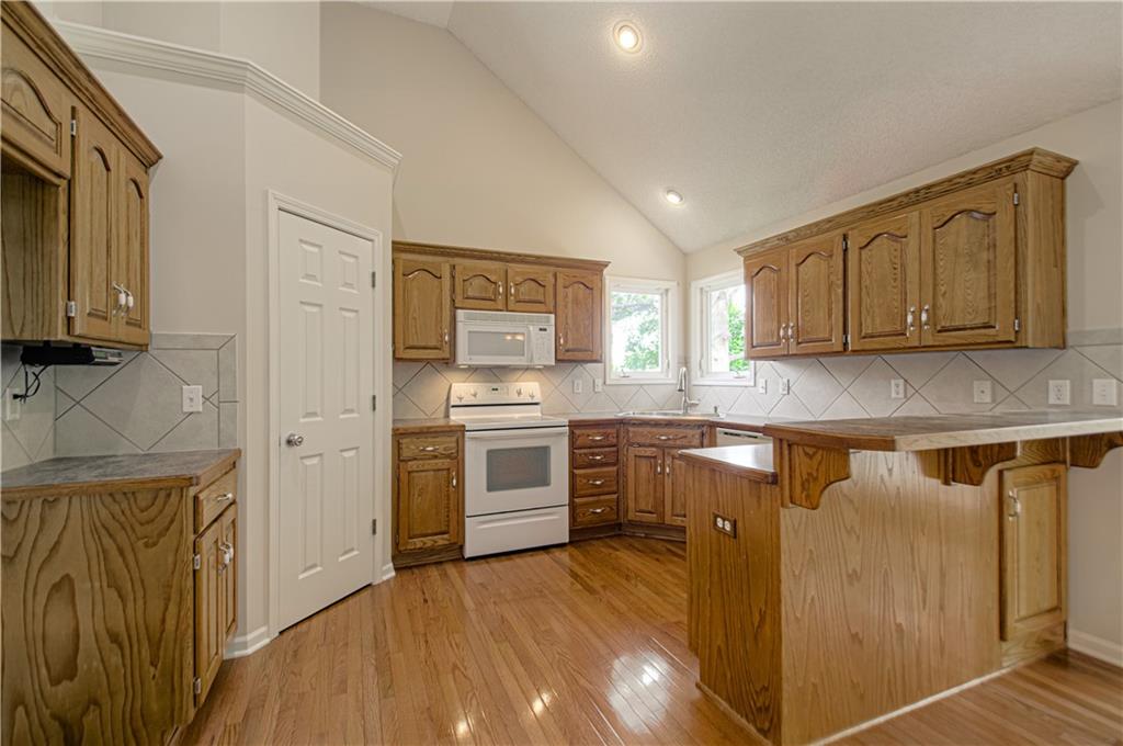 520 Parma Way Gardner, KS 66030 - Photo 13 of 40