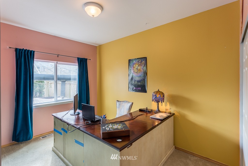 4616 152nd Place Southeast Bothell, WA 98012 - Photo 12 of 25