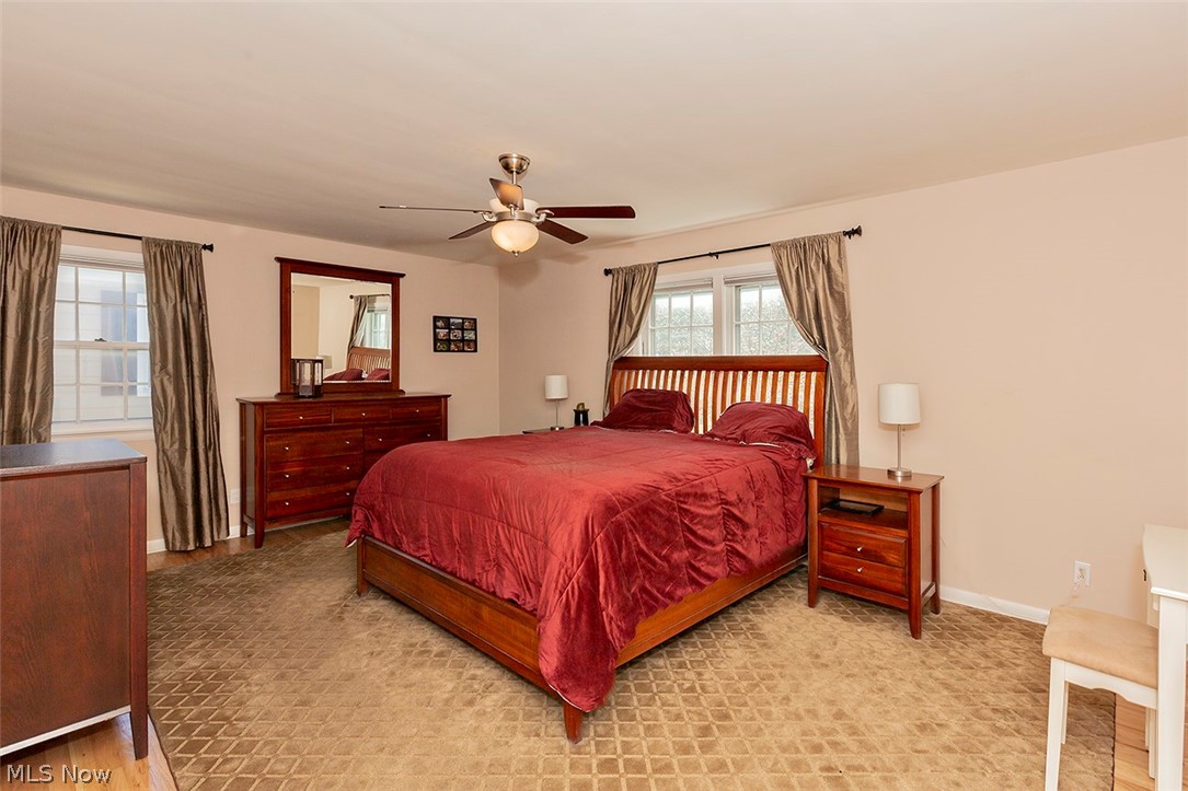 22025 Rye Road Beachwood, OH 44122 - Photo 20 of 34 Very large master bedroom with en suite bath and two closets.