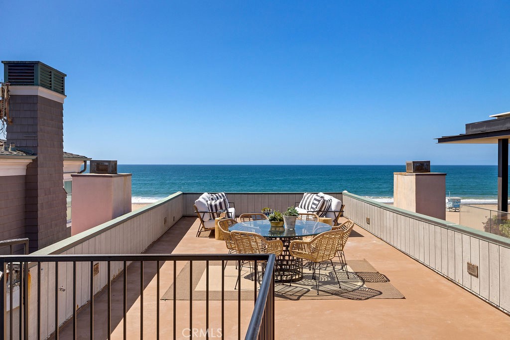 304 The Strand Manhattan Beach, CA 90266 - Photo 28 of 45