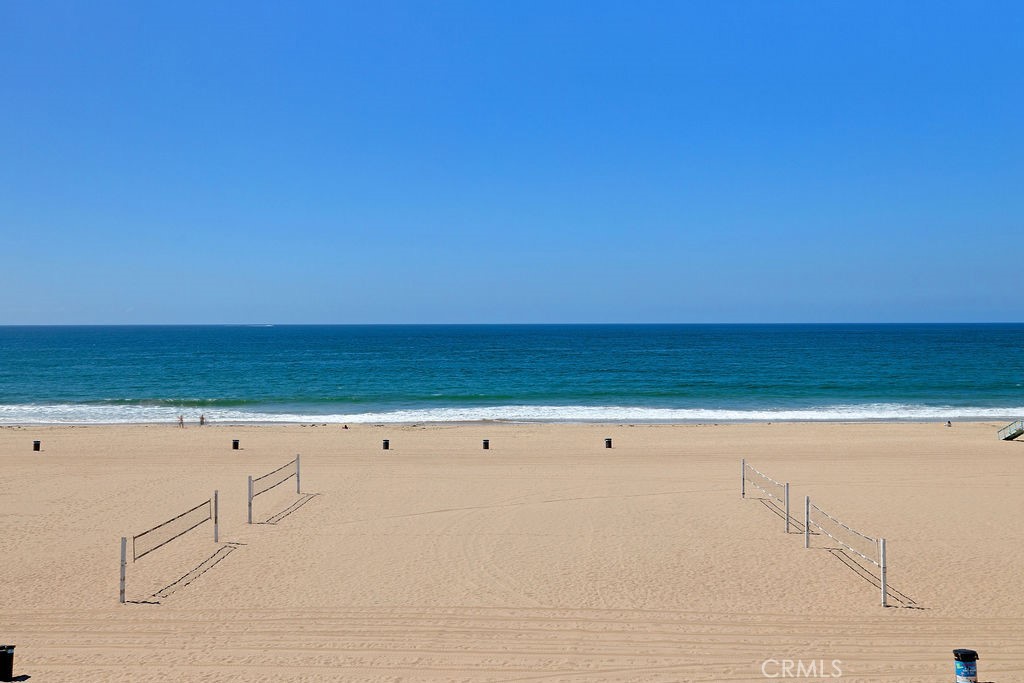 304 The Strand Manhattan Beach, CA 90266 - Photo 10 of 45