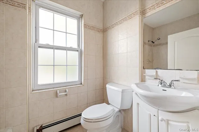 $2,500 | 68 South 2nd Street, Unit 2, Bethpage, NY 11714