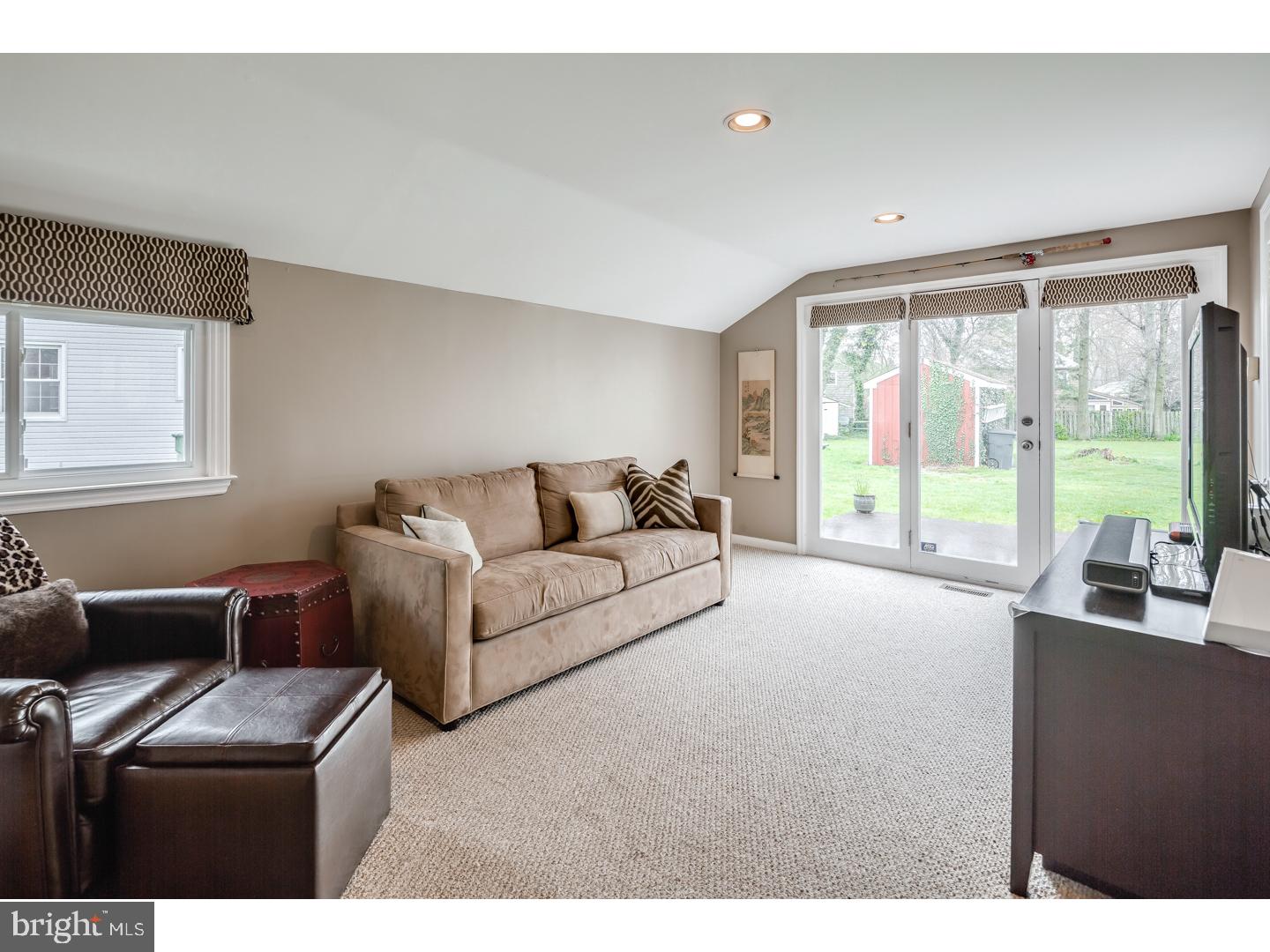 425 Pelham Road Cherry Hill, NJ 08034 - Photo 13 of 25 Gallery Image 13