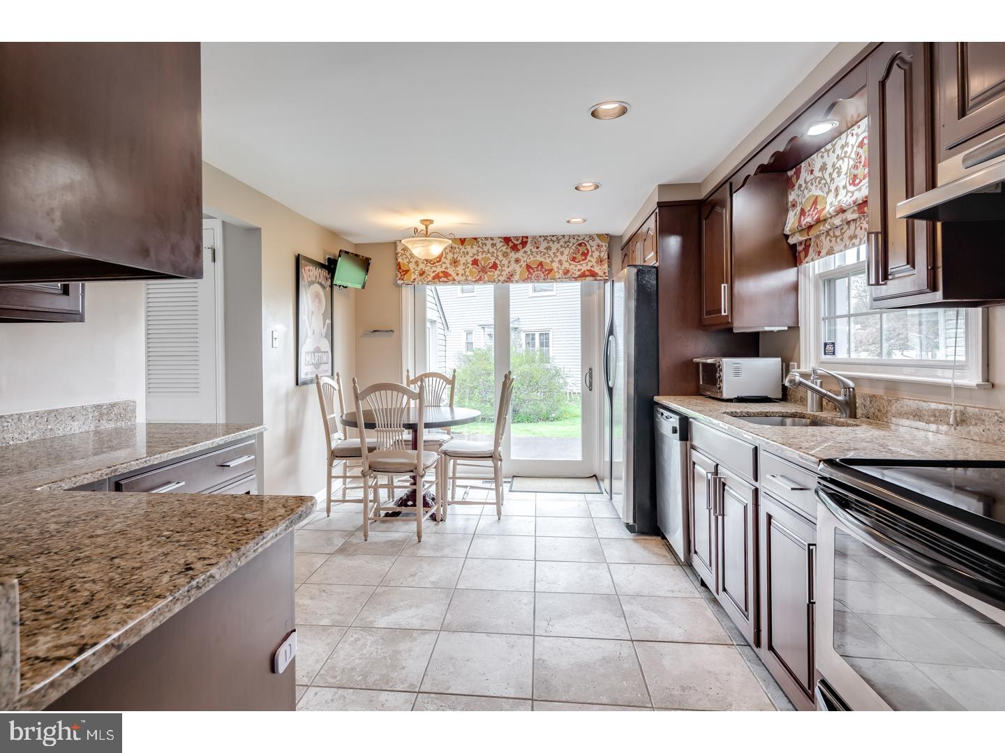 425 Pelham Road Cherry Hill, NJ 08034 - Photo 4 of 25 Gallery Image 4