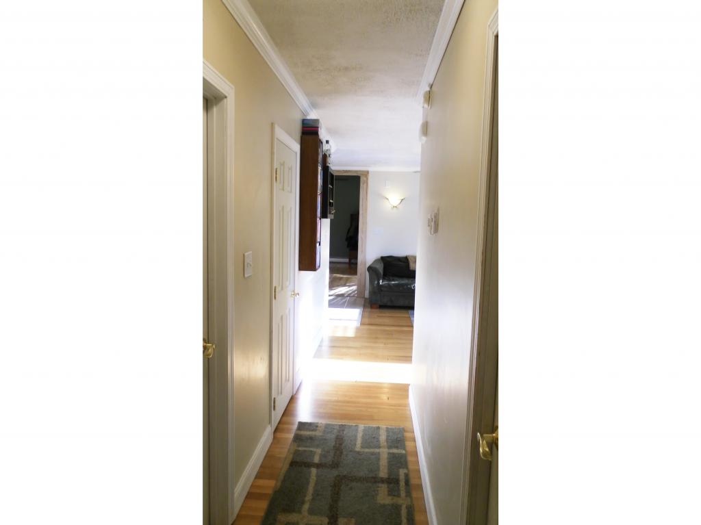 18 Birch Hill Road Hooksett, NH 03106 - Photo 13 of 36