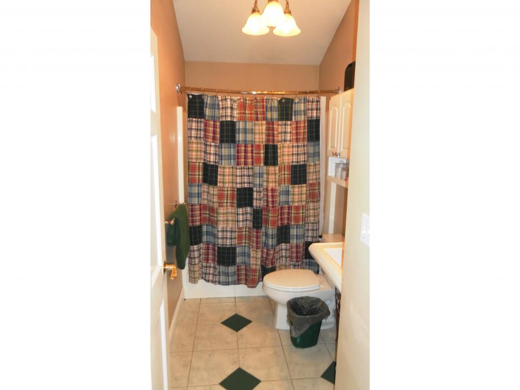 18 Birch Hill Road Hooksett, NH 03106 - Photo 21 of 36