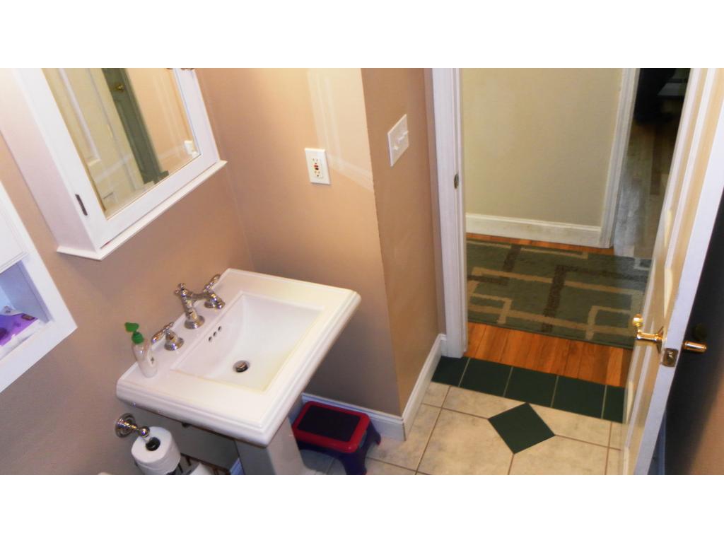 18 Birch Hill Road Hooksett, NH 03106 - Photo 22 of 36