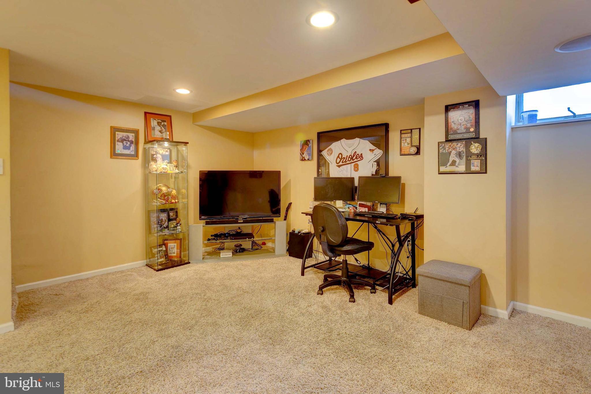 315 Torner Road Baltimore, MD 21221 - Photo 26 of 35
