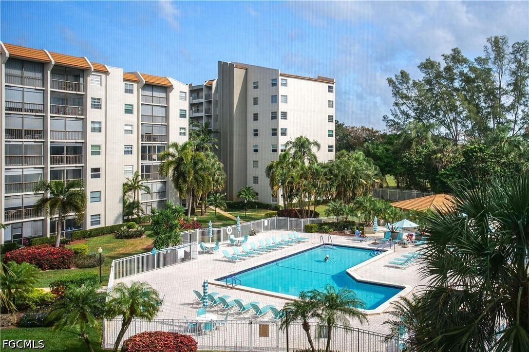 3910 Inverrary Boulevard, Unit 202B Lauderhill, FL 33319 - Photo 10 of 47