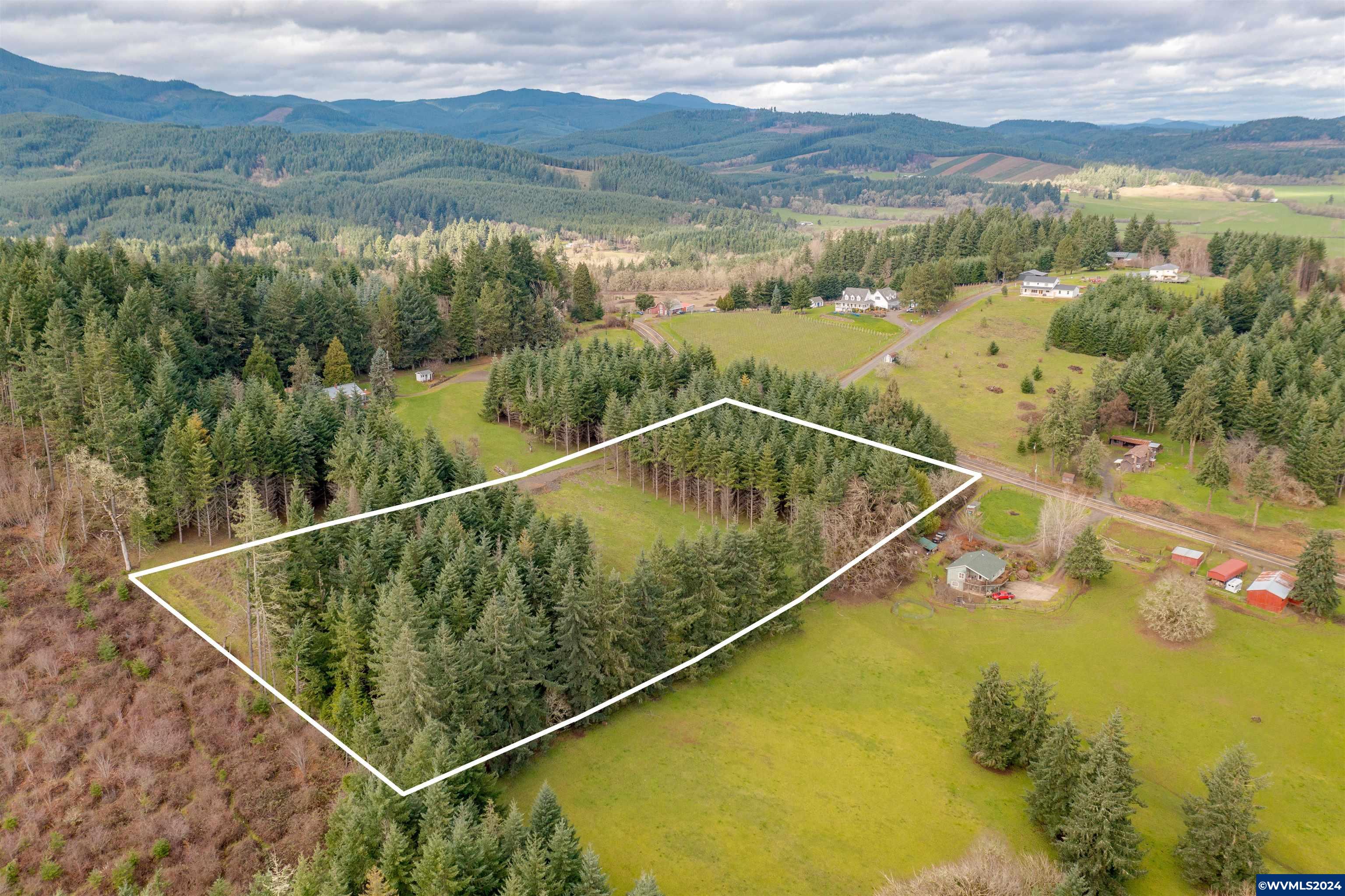 Larson (ta R421034) Road Monroe, OR 97456 - Photo 14 of 30