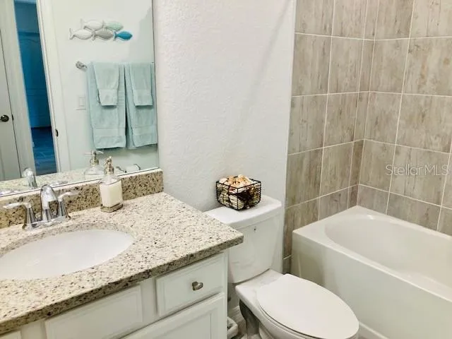 $2,885 | 6515 Clairborne Lane, Bradenton, FL 34211