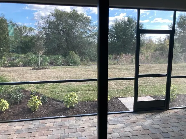 $2,885 | 6515 Clairborne Lane, Bradenton, FL 34211