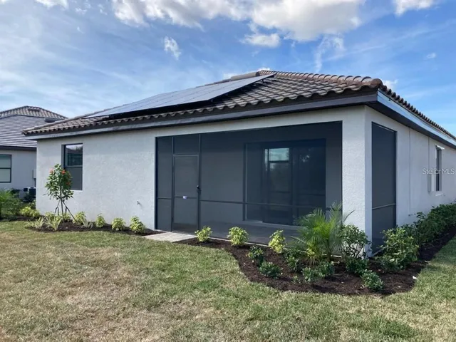 $2,885 | 6515 Clairborne Lane, Bradenton, FL 34211