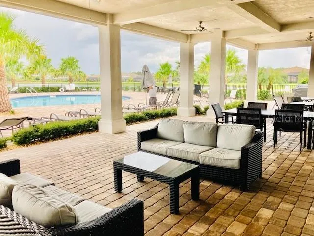 $2,885 | 6515 Clairborne Lane, Bradenton, FL 34211