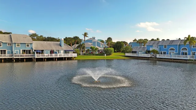 $775,000 | 622 Ocean Dunes Circle, Jupiter, FL 33477