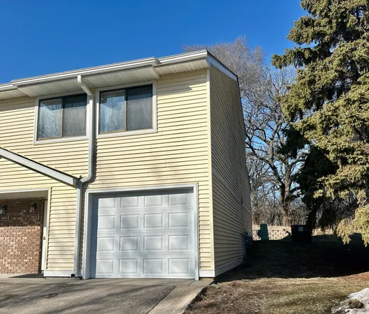 $265,000 | 1621 City View Drive, Eagan, MN 55121