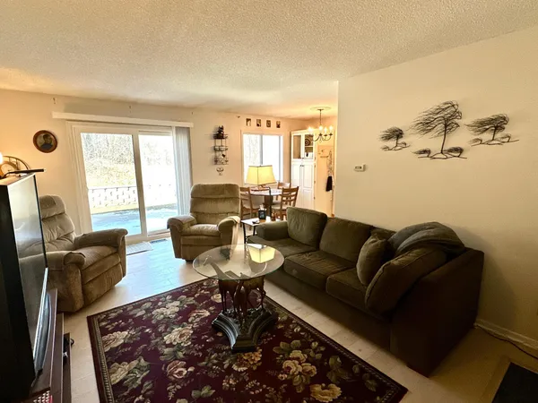 $265,000 | 1621 City View Drive, Eagan, MN 55121