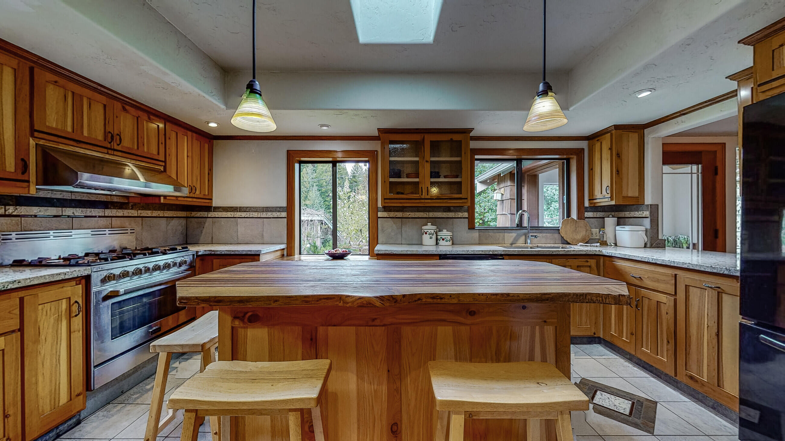 8073 Berta Road Eureka, CA 95503 - Photo 28 of 130