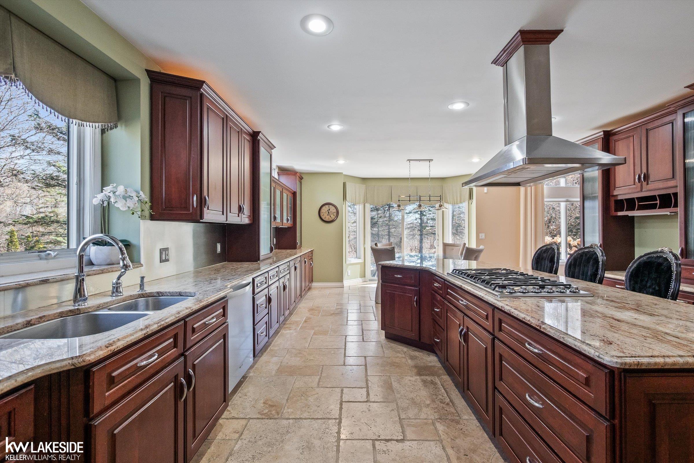 6120 Evanswood Road Troy, MI 48085 - Photo 21 of 63