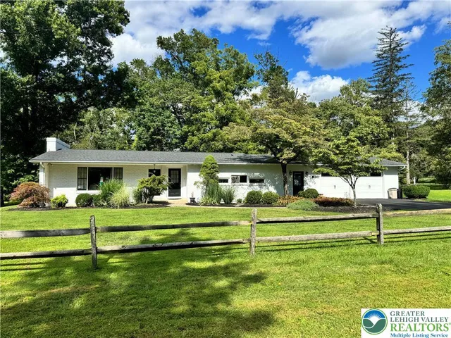 $3,000 | 2667 Washington Lane, Bethlehem, PA 18015