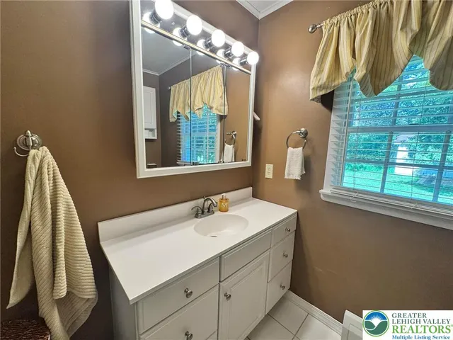 $3,000 | 2667 Washington Lane, Bethlehem, PA 18015