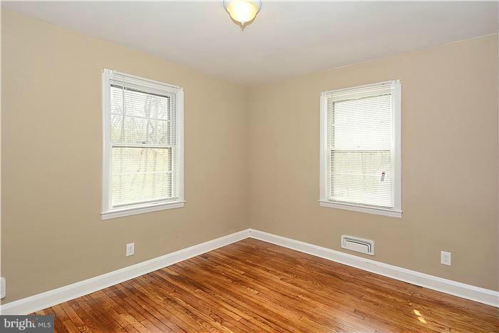 1903 Hillcrest Road Baltimore, MD 21207 - Photo 14 of 27 Bedroom