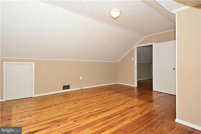1903 Hillcrest Road Baltimore, MD 21207 - Photo 17 of 27 Bedroom