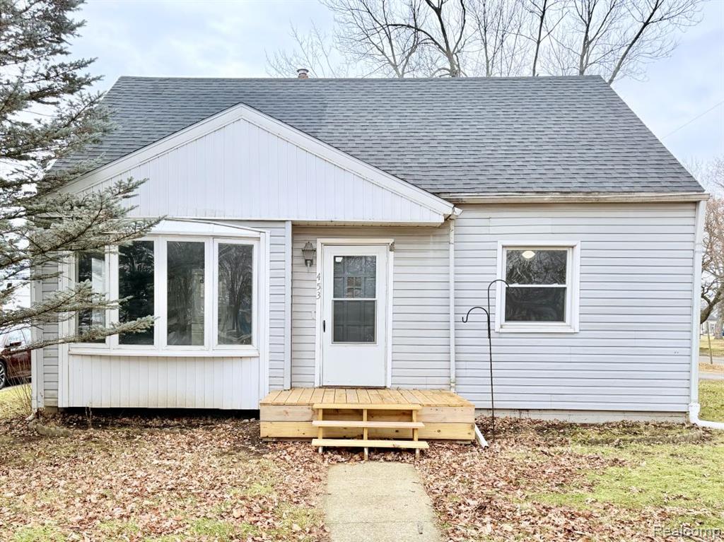 453 Riverside Avenue Adrian, MI 49221 - Photo 8 of 22 Gallery Image 8
