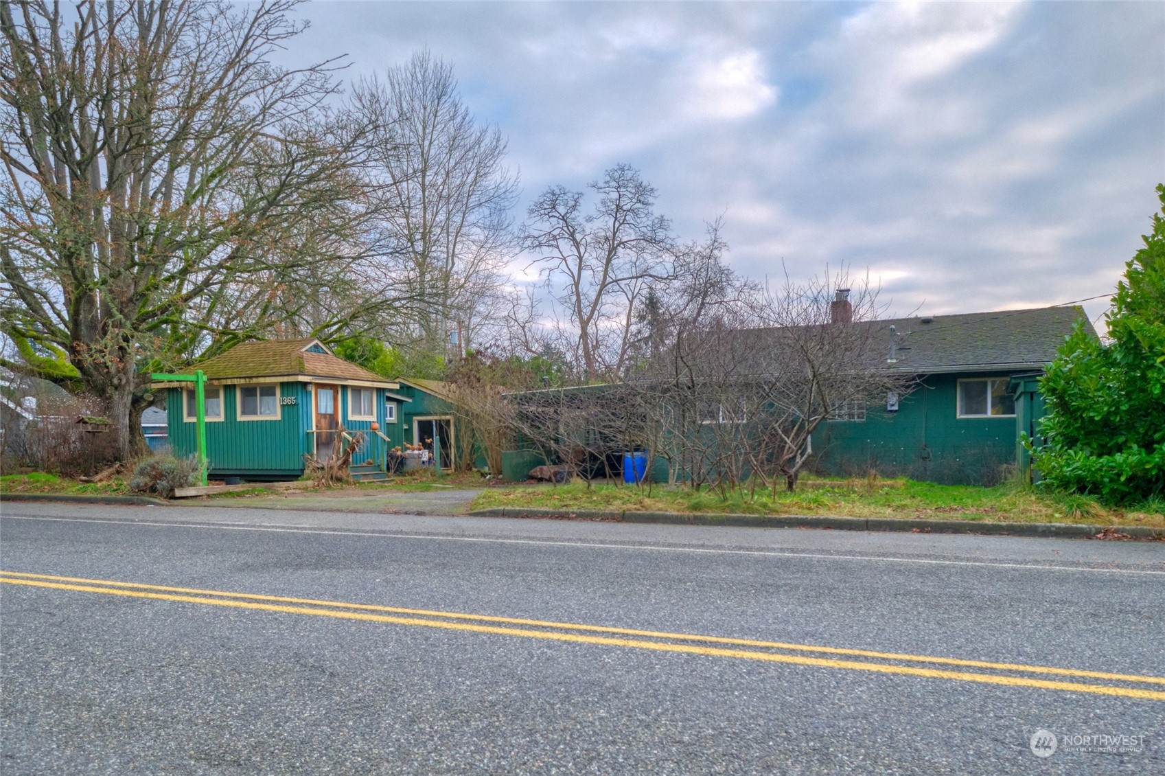 1365 Gulf Road Point Roberts, WA 98281 - Photo 1 of 26 Gallery Image 1