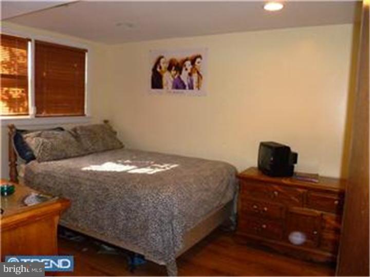 1924 Kings Point Road Cherry Hill, NJ 08003 - Photo 17 of 19 Bedroom