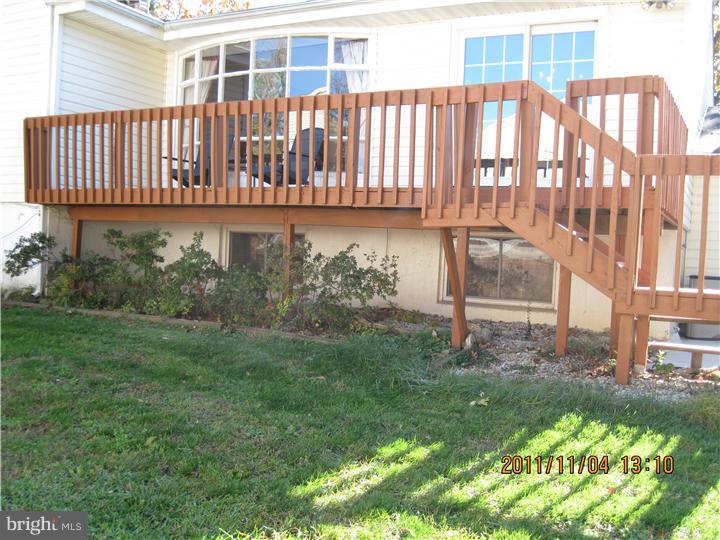 1924 Kings Point Road Cherry Hill, NJ 08003 - Photo 18 of 19 Deck