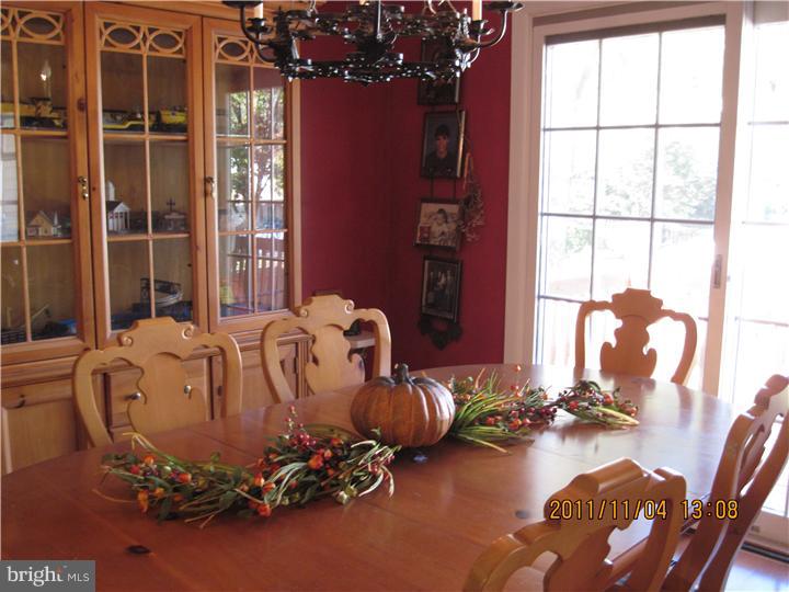 1924 Kings Point Road Cherry Hill, NJ 08003 - Photo 9 of 19 Dining Room
