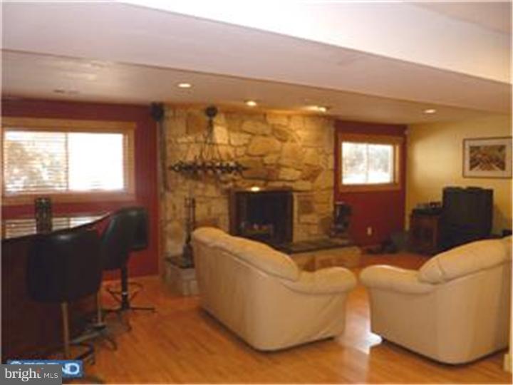 1924 Kings Point Road Cherry Hill, NJ 08003 - Photo 10 of 19 Family Room