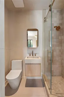 $4,195,000 | 4430 Royal Palm Avenue, Miami Beach, FL 33140