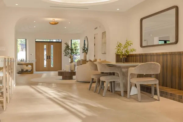 $4,400,000 | 4430 Royal Palm Avenue, Miami Beach, FL 33140