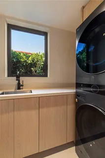 $4,400,000 | 4430 Royal Palm Avenue, Miami Beach, FL 33140